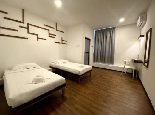 Kuching Hotel Екстериор снимка